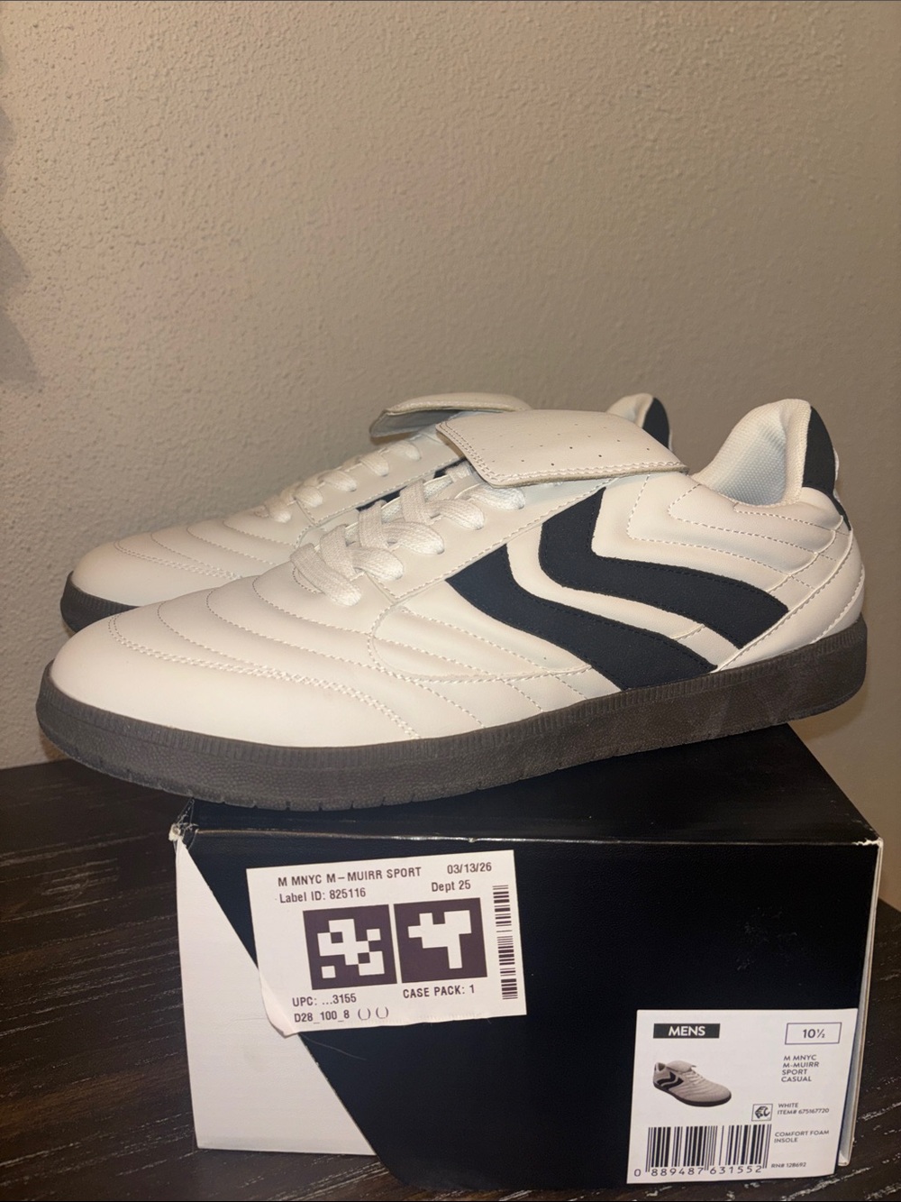 Mens Madden NYC White Sneakers with Black Chevron Accent 10.5